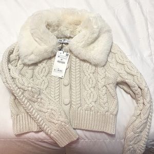 NWT! Zara cream fur collar button up cardigan. So cute. Medium